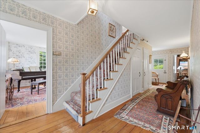 8 Meeting House Road, Haddam, CT 06438