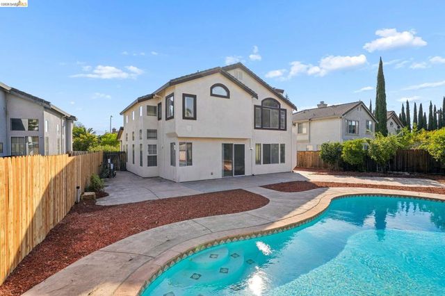 2377 Yorkshire Dr., Antioch, CA 94531