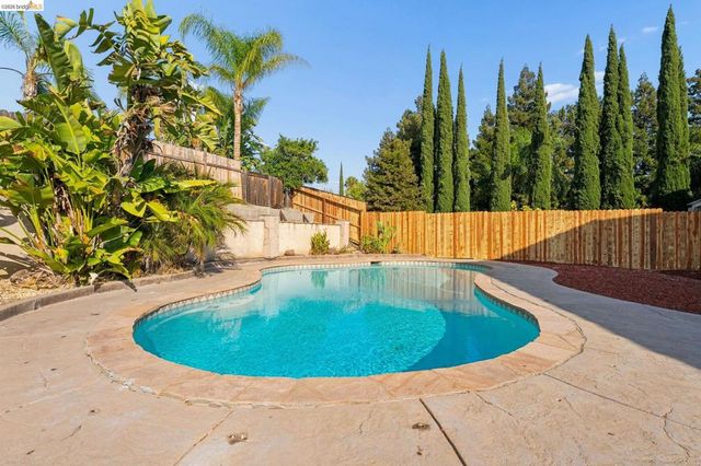 2377 Yorkshire Dr., Antioch, CA 94531