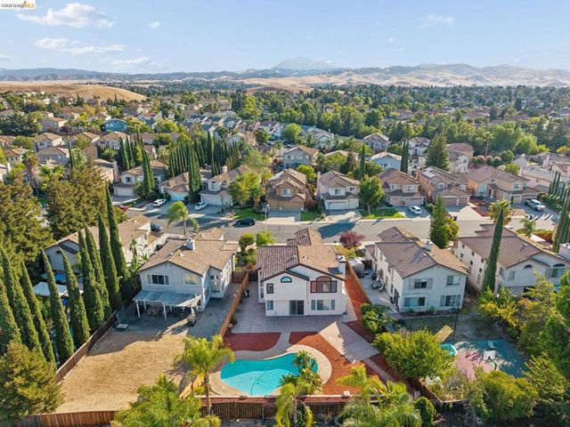 2377 Yorkshire Dr., Antioch, CA 94531
