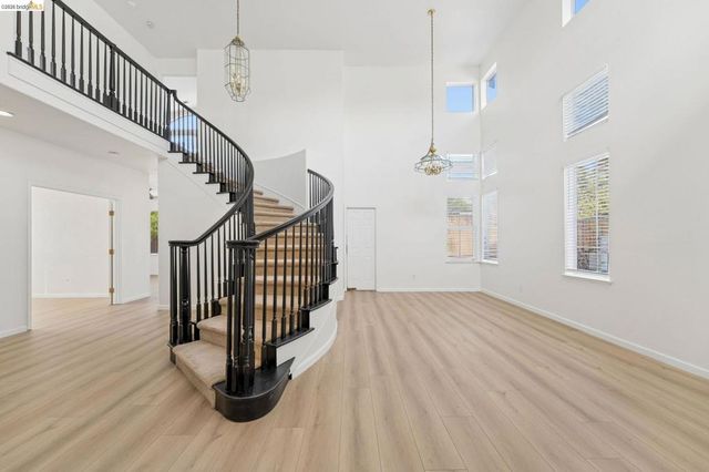 2377 Yorkshire Dr., Antioch, CA 94531