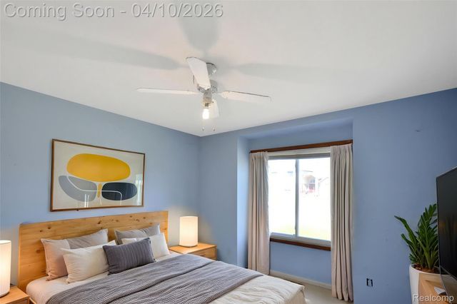 7600 Village Drive, Washington Township, MI 48094