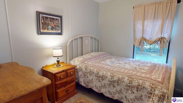 1270 Gaines Road, Brandenburg, KY 40108