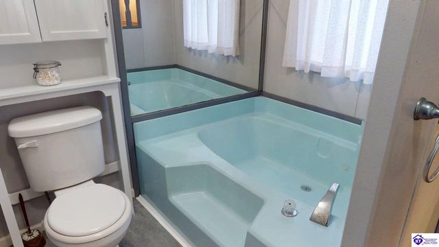 1270 Gaines Road, Brandenburg, KY 40108