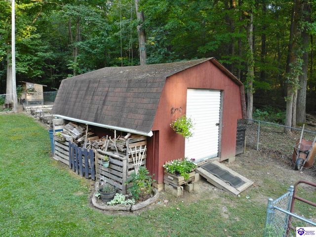 1270 Gaines Road, Brandenburg, KY 40108