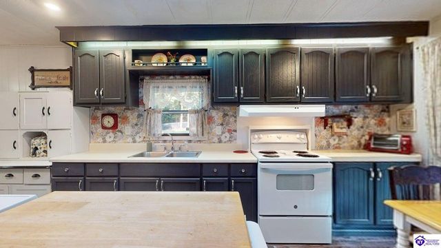 1270 Gaines Road, Brandenburg, KY 40108