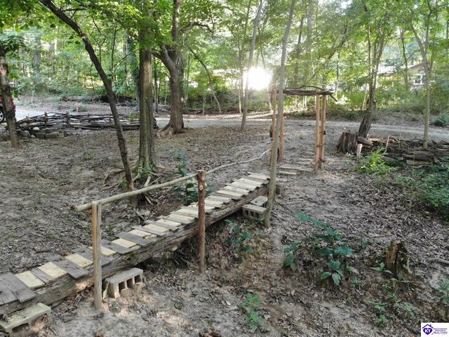 1270 Gaines Road, Brandenburg, KY 40108