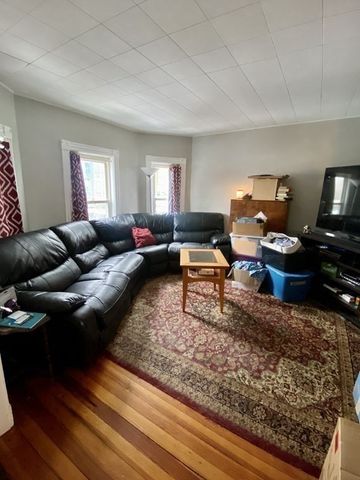 110 Crescent Ave 1, Melrose, MA 02176