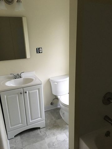 110 Crescent Ave 1, Melrose, MA 02176