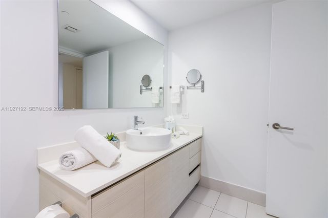 2602 E Hallandale Beach Blvd R708, Hallandale Beach, FL 33009