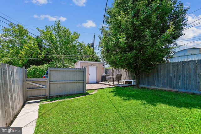 2757 YARNALL RD, Halethorpe, MD 21227