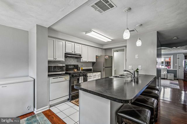 2757 YARNALL RD, Halethorpe, MD 21227
