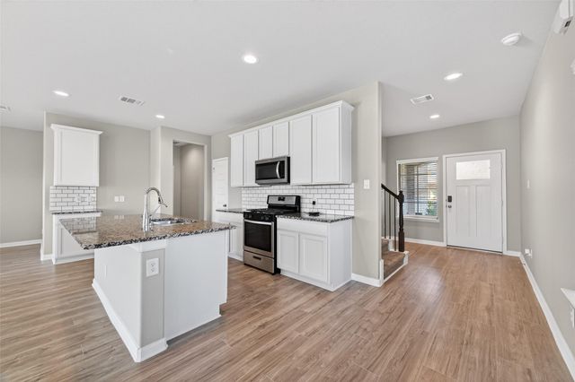 13009 Leisure Cove Drive, Texas City, TX 77568