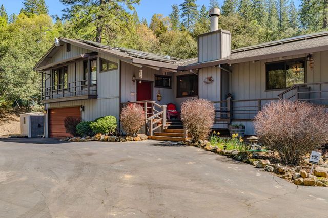 23055 Roden Ln, Pioneer, CA 95666