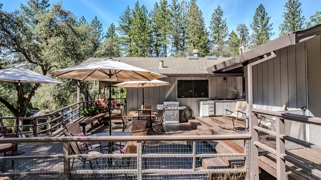 23055 Roden Ln, Pioneer, CA 95666