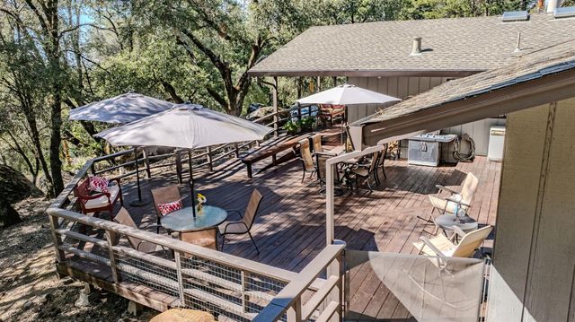 23055 Roden Ln, Pioneer, CA 95666