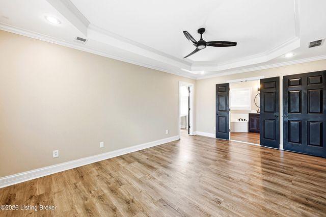4201 Bryant Park Dr, Louisville, KY 40299