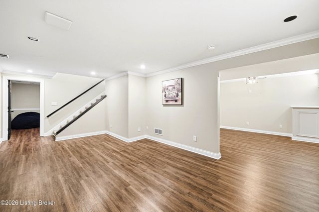 4201 Bryant Park Dr, Louisville, KY 40299