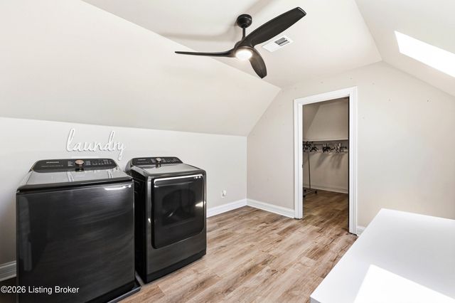 4201 Bryant Park Dr, Louisville, KY 40299