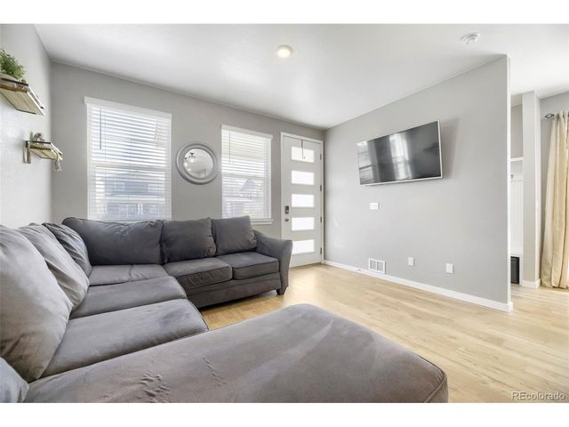 21843 E 8th Ave, Aurora, CO 80018