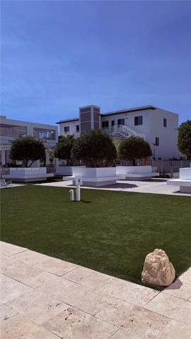 6401 NW 103rd Pl 106, Doral, FL 33178