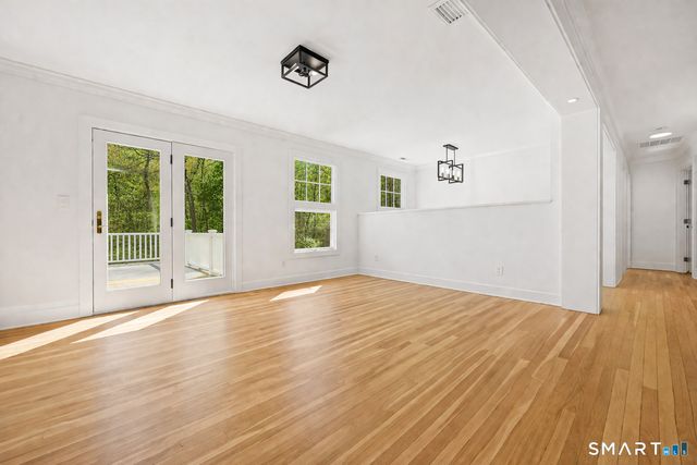 26 Glory Road, Weston, CT 06883