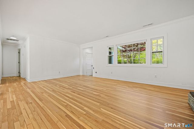 26 Glory Road, Weston, CT 06883