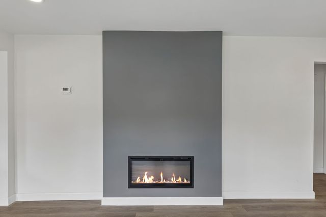 609 E 11th St, Columbia, TN 38401