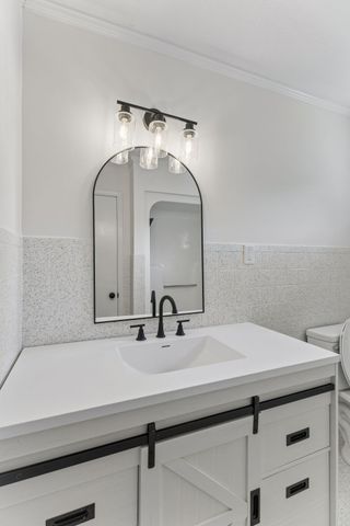 609 E 11th St, Columbia, TN 38401