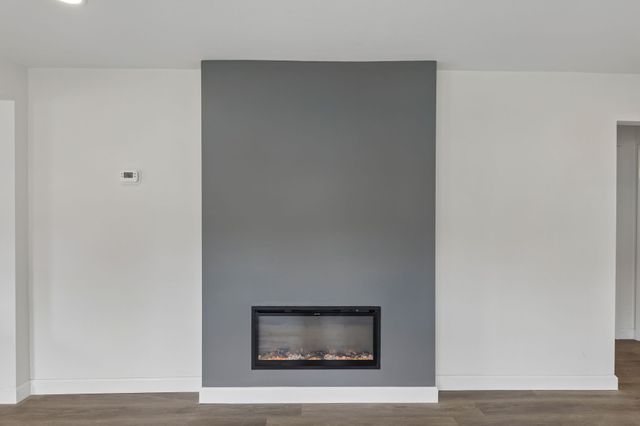 609 E 11th St, Columbia, TN 38401