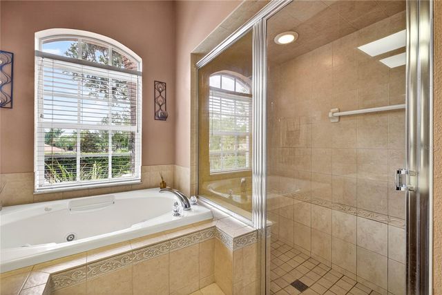 12643 OAK HOLLOW COURT, Dade City, FL 33525