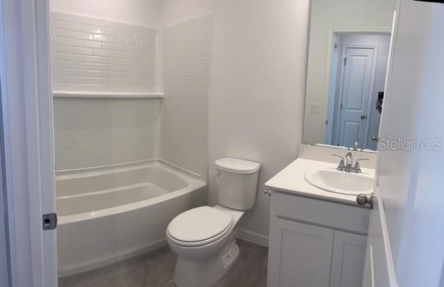 642 BELGROVE STREET, Debary, FL 32713