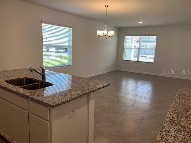 642 BELGROVE STREET, Debary, FL 32713