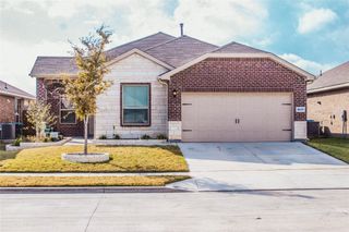 8617 Sandy Park Drive, Fort Worth, TX 76179