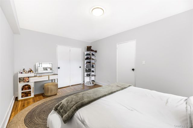 525 W 235th Street 3F, Bronx, NY 10463