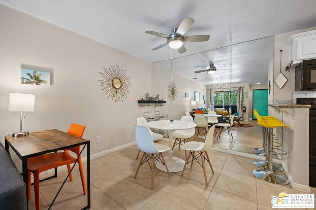 575 N Villa Court 204, Palm Springs, CA 92262