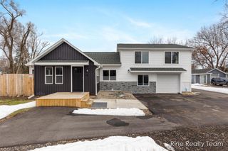 68199 Sassafras Street, Ontwa Twp, MI 49112