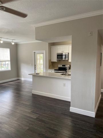 2558 ROBERT TRENT JONES DRIVE 1424, Orlando, FL 32835