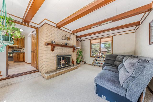 3258 PETERSON ROAD, Green Bay, WI 54311