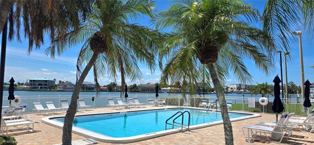 400 64TH AVENUE 103w, St Pete Beach, FL 33706