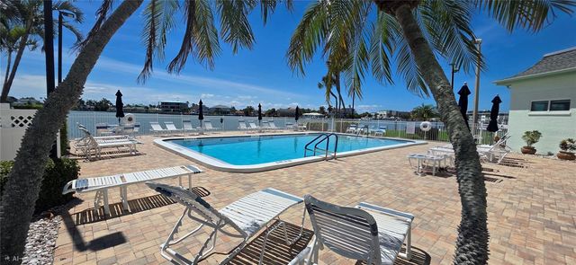 400 64TH AVENUE 103w, St Pete Beach, FL 33706