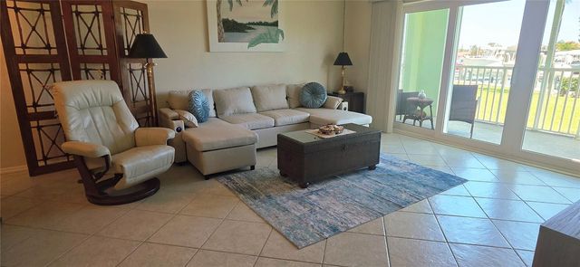 400 64TH AVENUE 103w, St Pete Beach, FL 33706