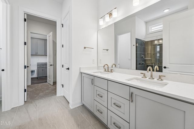 2408 Abbeyhill Drive 34, Raleigh, NC 27610