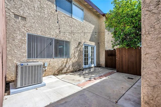 13701 Hubbard Street 18, Sylmar, CA 91342