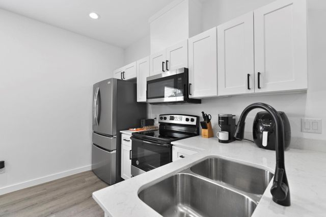 5208 Laura Koppe Road, Houston, TX 77016