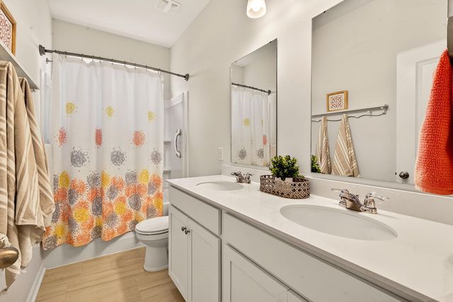 246 Silver Creek Drive, Huger, SC 29450