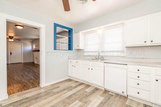 4233 SW 14TH Avenue, Amarillo, TX 79106