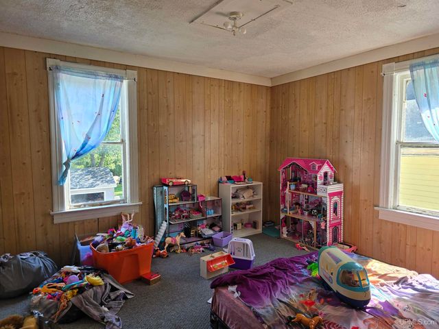 139 S Pewabic Street, Laurium, MI 49913