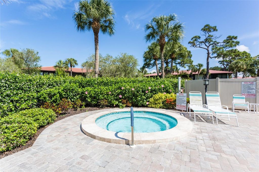 Image 27 of property listing at 3500 EL CONQUISTADOR PARKWAY 268, Bradenton, FL 34210