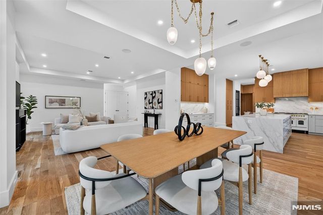 26 Collins Avenue, Closter, NJ 07624